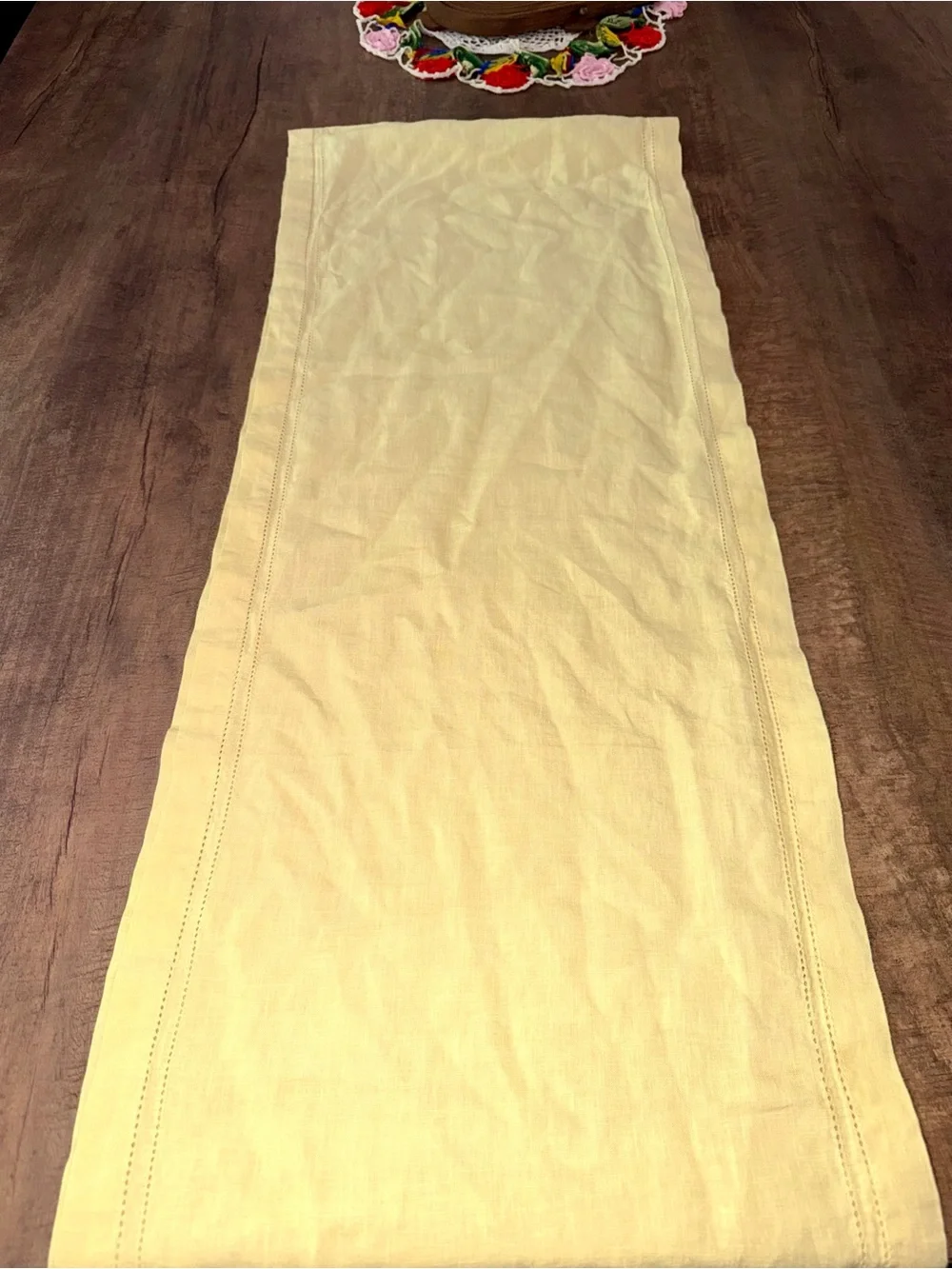 Williams Sonoma Yellow Linen Table Runner Hemstitch